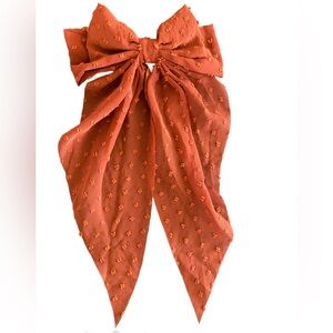 Womens, children’s girls hair bow NWT light pink large size clip on back